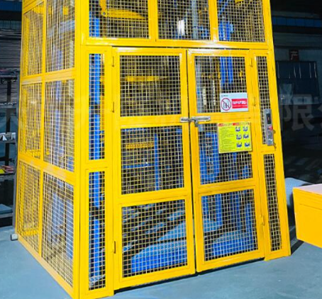 东宁货梯可以安装在室外吗